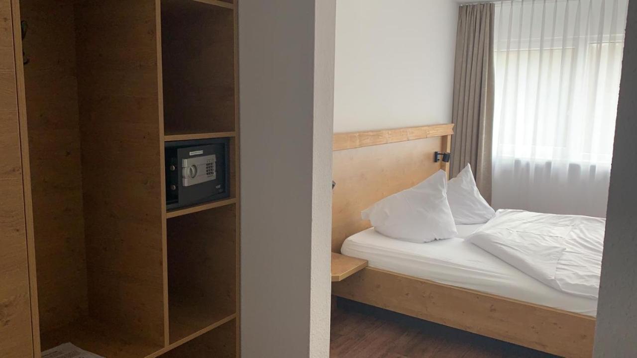 Forsthof Hotell Steinheim an der Murr Exteriör bild