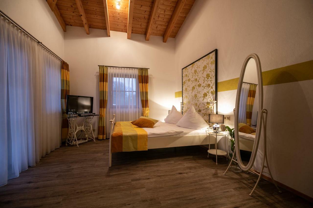 Forsthof Hotell Steinheim an der Murr Exteriör bild